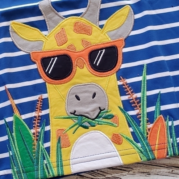 Summer Bundle 4 Embroidered T-Shirts Zoo Animals Boutique - Picture 9 of 12